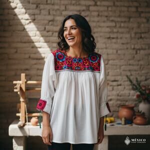 Mexican womans 3/4 sleeve Blouse 20 x 29 inches